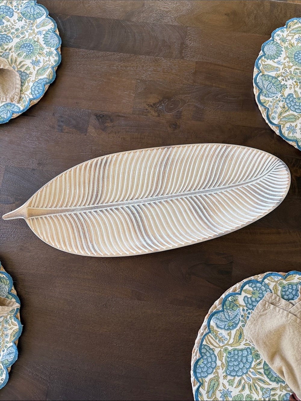 Decorative Ceramic Leaf Platter - Cream